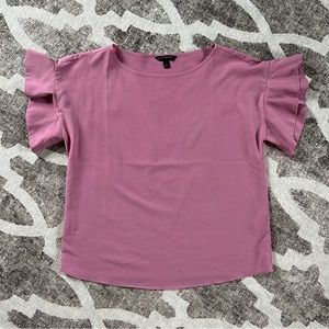 [SOLD] Pink/Mauve Flowy Blouse. Cute for “girls day,” and work.